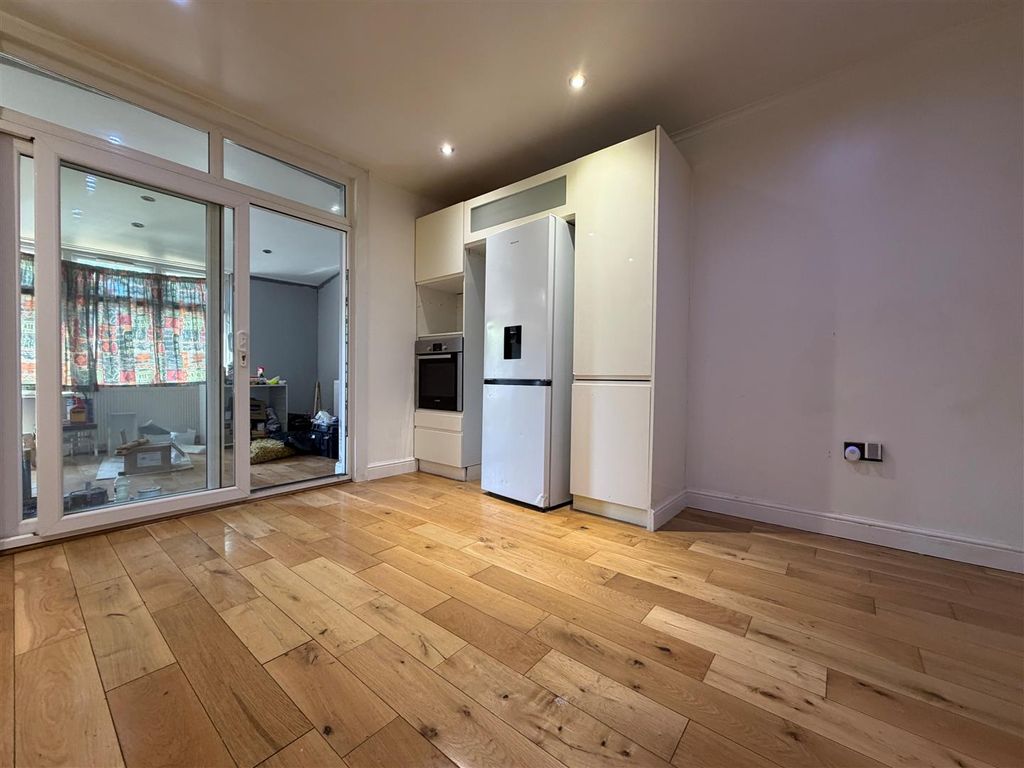 Property photo 3 of 12 1.Jpg