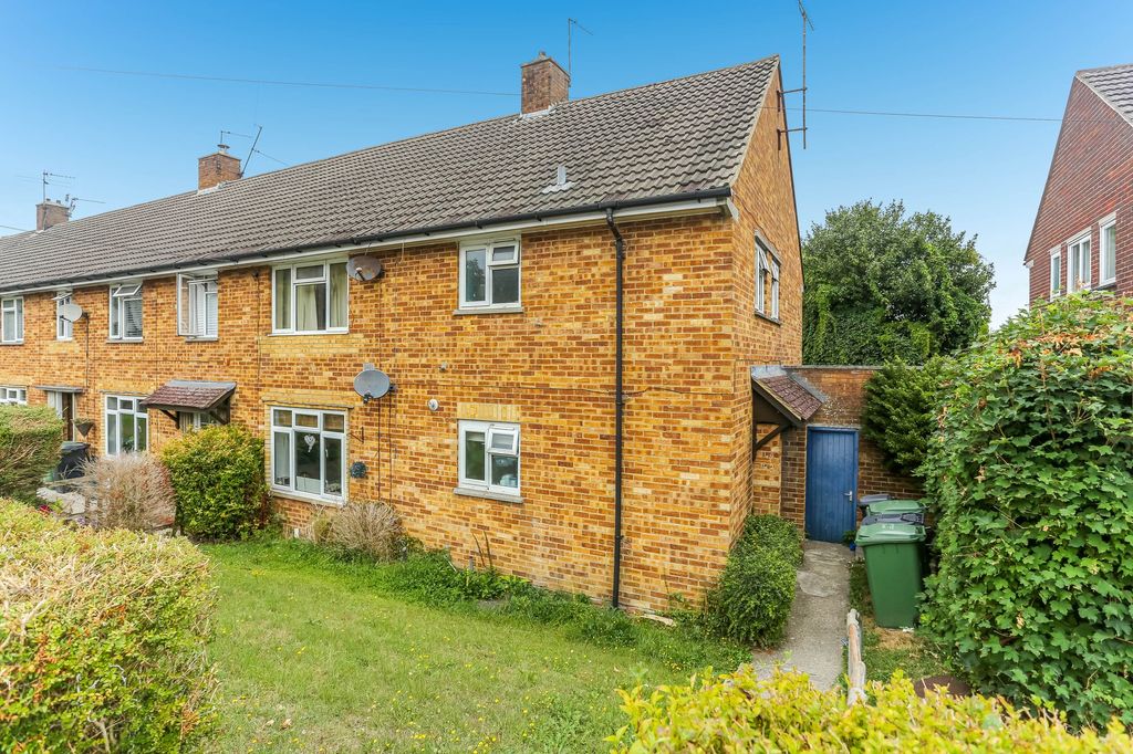 Property photo 1 of 9