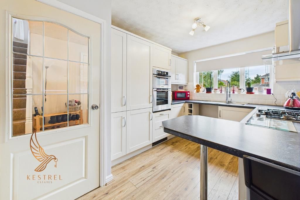 Property photo 3 of 36 11.Png