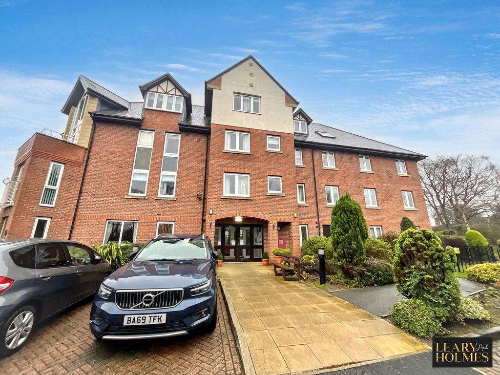 Property photo 1 of 9