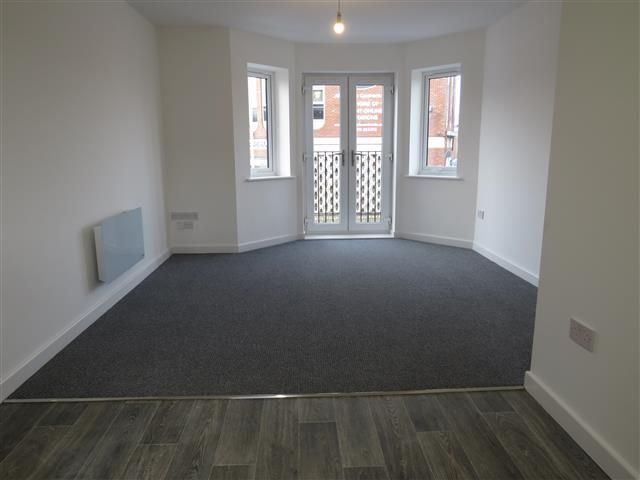 Property photo 2 of 8 Balcony