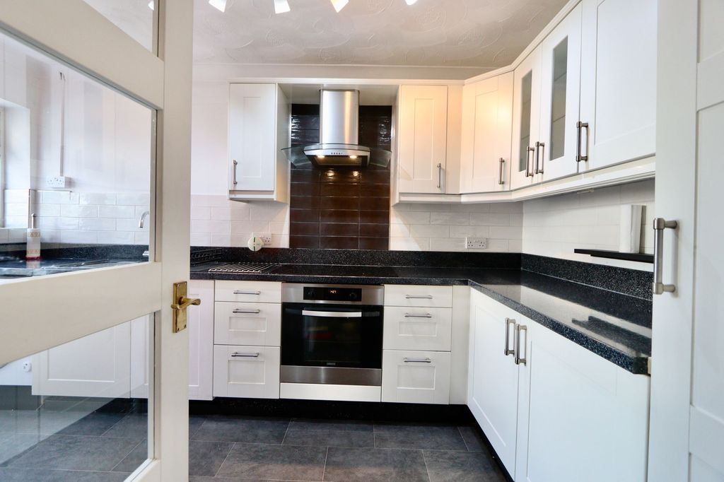 Additional image 12 of 4 bed semi-detached house for saleHighfield Crescent, Pontllanfraith NP12