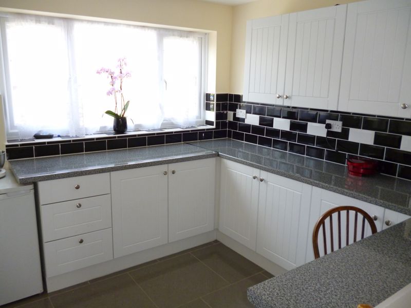 Property photo 2 of 6 Photo 6