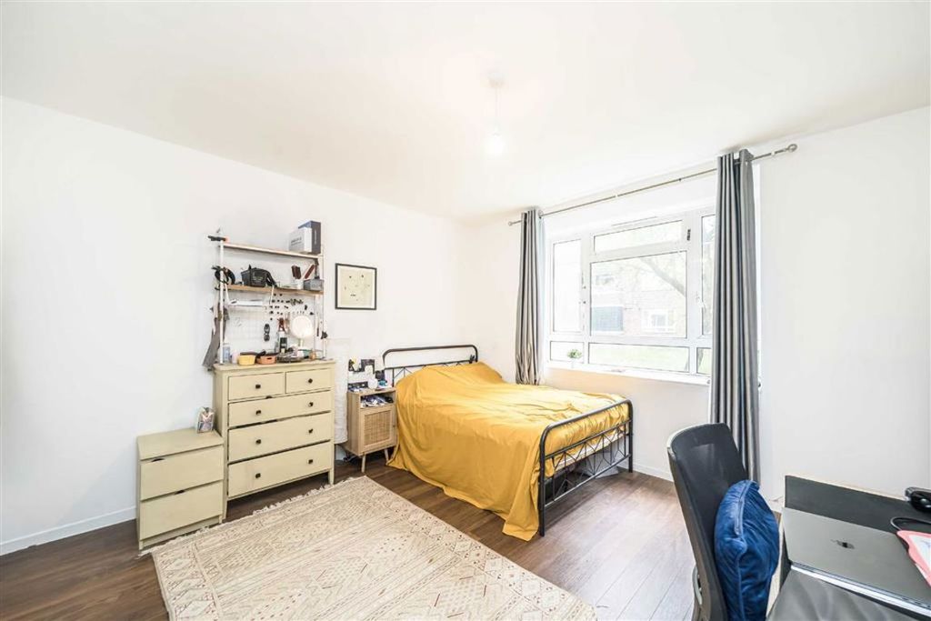 Property photo 1 of 4