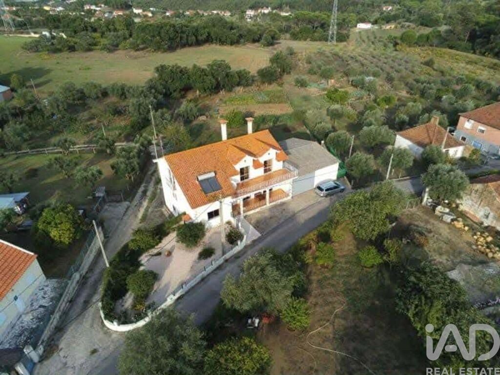 Property photo 2 of 24