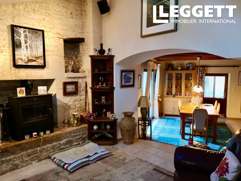 Property photo 2 of 10