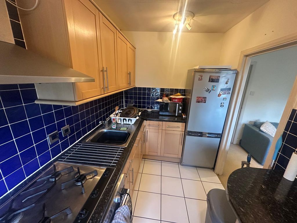 Property photo 2 of 5