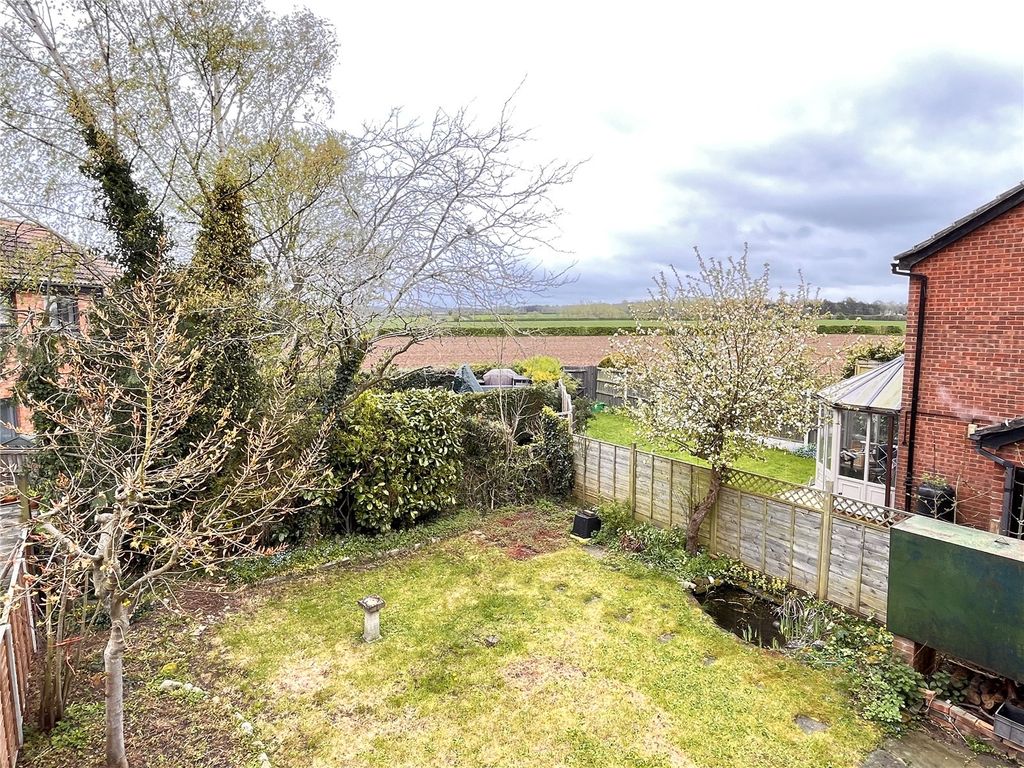 Property photo 3 of 15 Picture No. 14