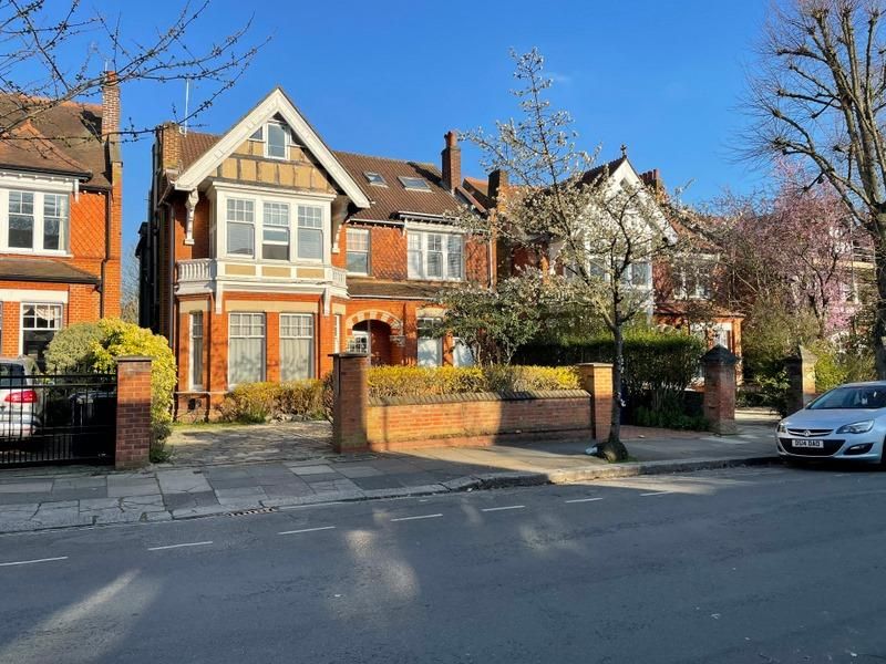 Property photo 1 of 8