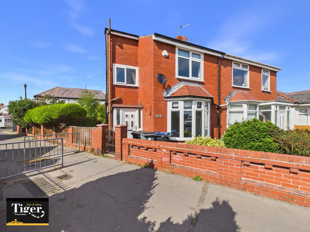 Property photo 1 of 15 Cam03440G0-Pr0671-Still017