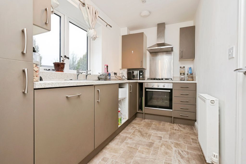 Property photo 2 of 22 Kitchen