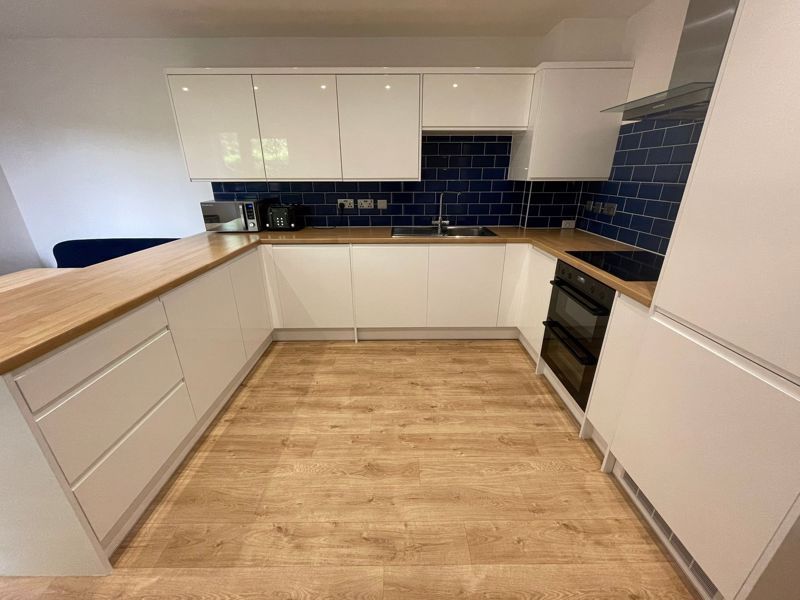 Property photo 2 of 10 Photo 7