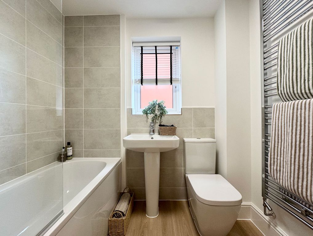 Additional image 10 of 3 bed end terrace house for sale"The Westwood" at Curbridge Way, Curbridge, Southampton SO30