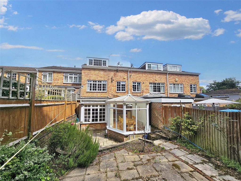 Property photo 2 of 25 Picture No. 20