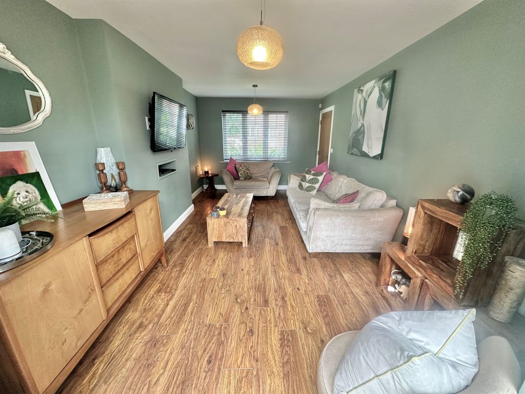 Property photo 3 of 23