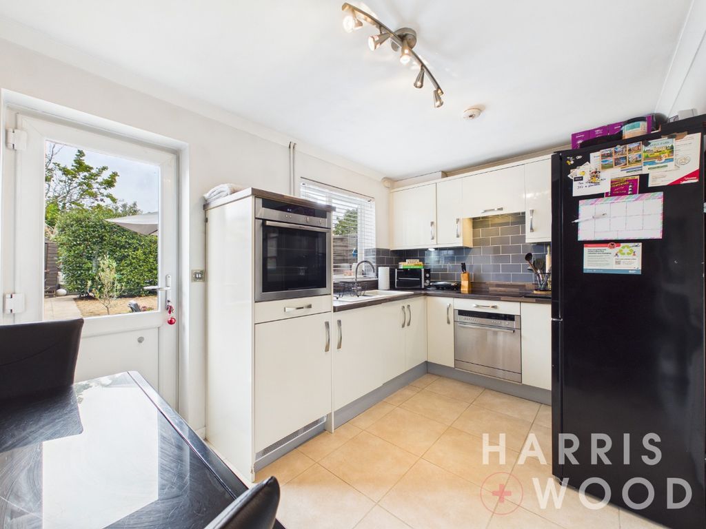 Property photo 3 of 17 5368565