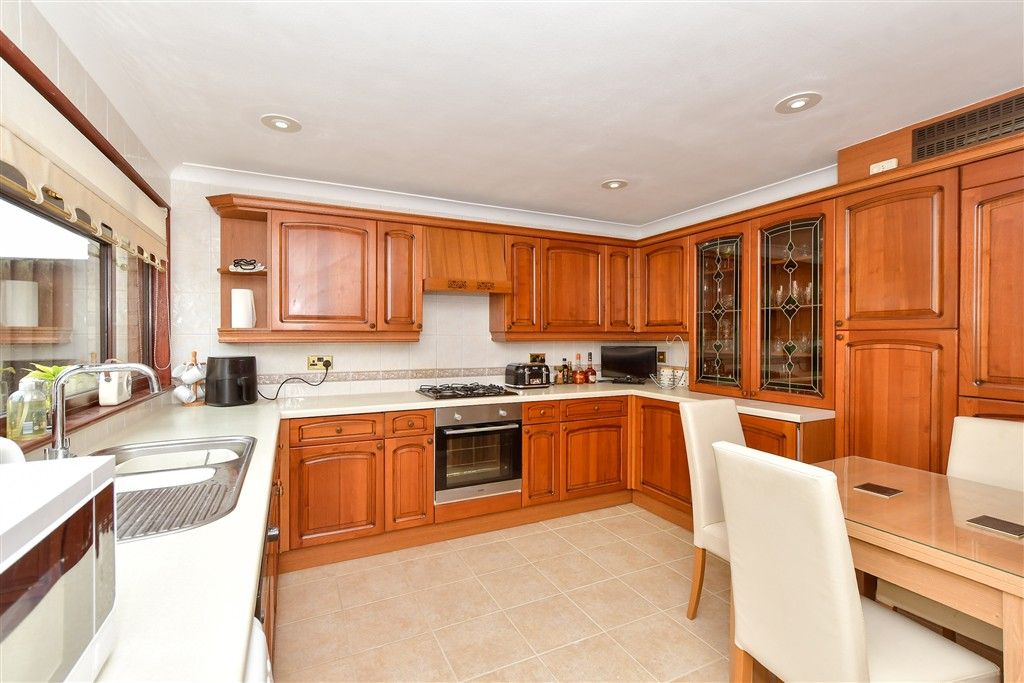 Property photo 3 of 15 Kitchen/Diner