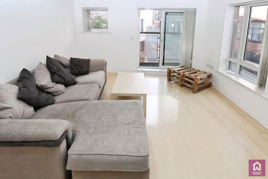 Property photo 1 of 12 Picture No. 17