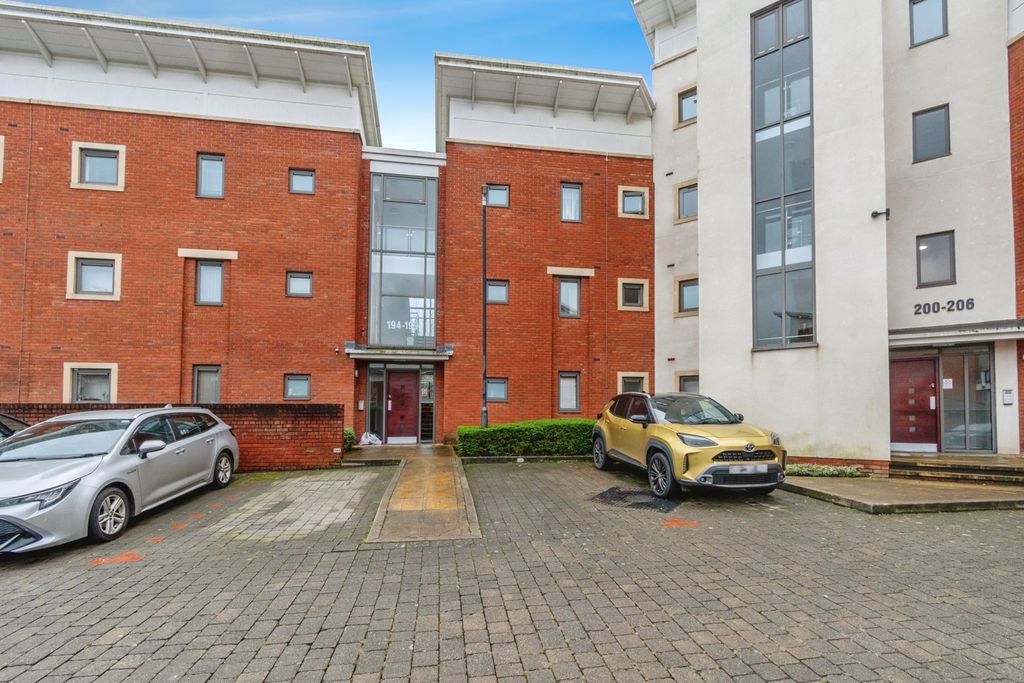 Property photo 2 of 18 Pbox-Img.Jpg