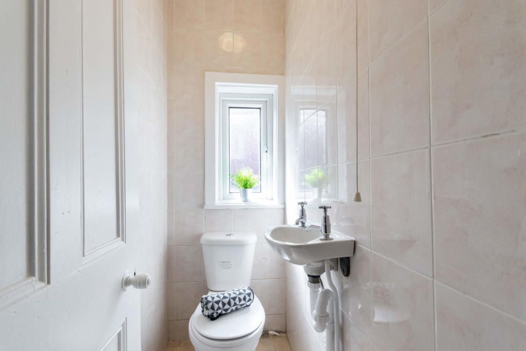 Property photo 2 of 5 Photo 2