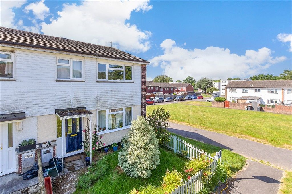 Property photo 1 of 12 External (Brochure) :
