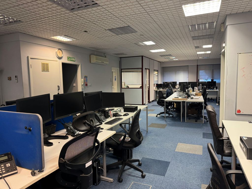 Property photo 2 of 12 Img_4861.Jpg