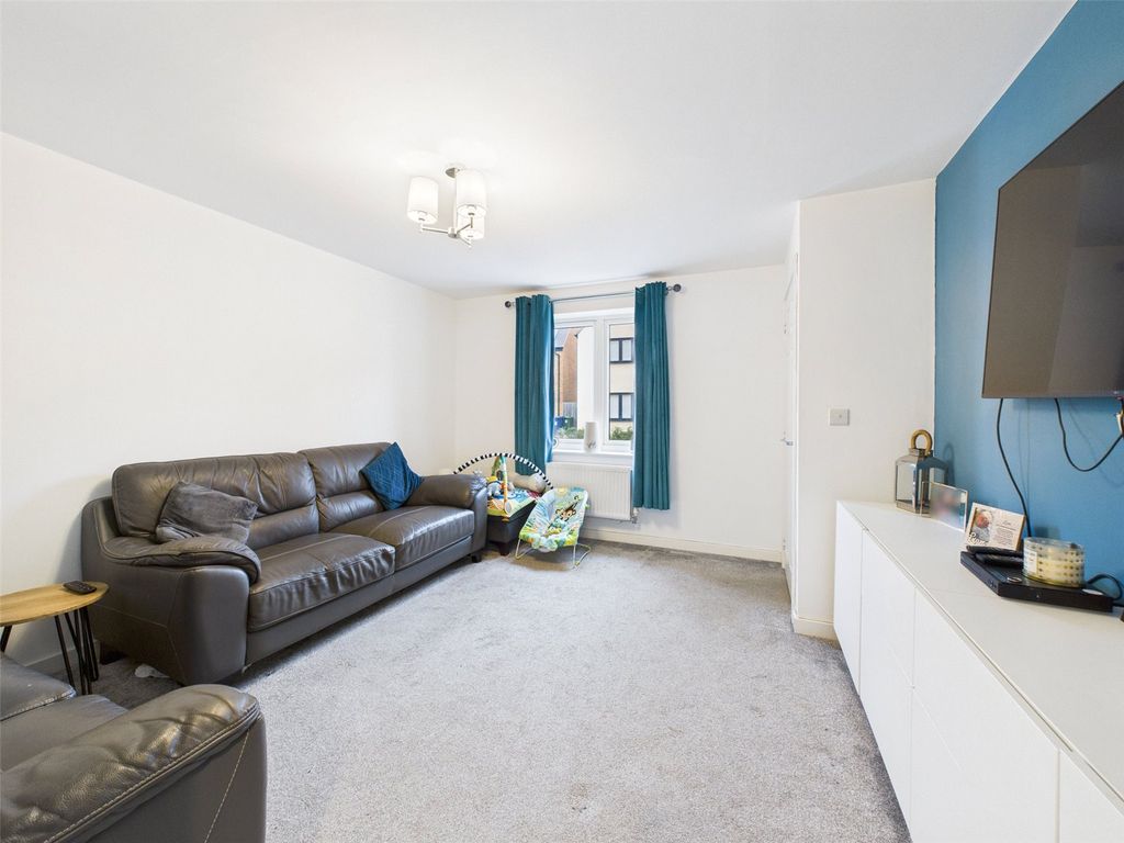 Property photo 2 of 15 Picture No. 03