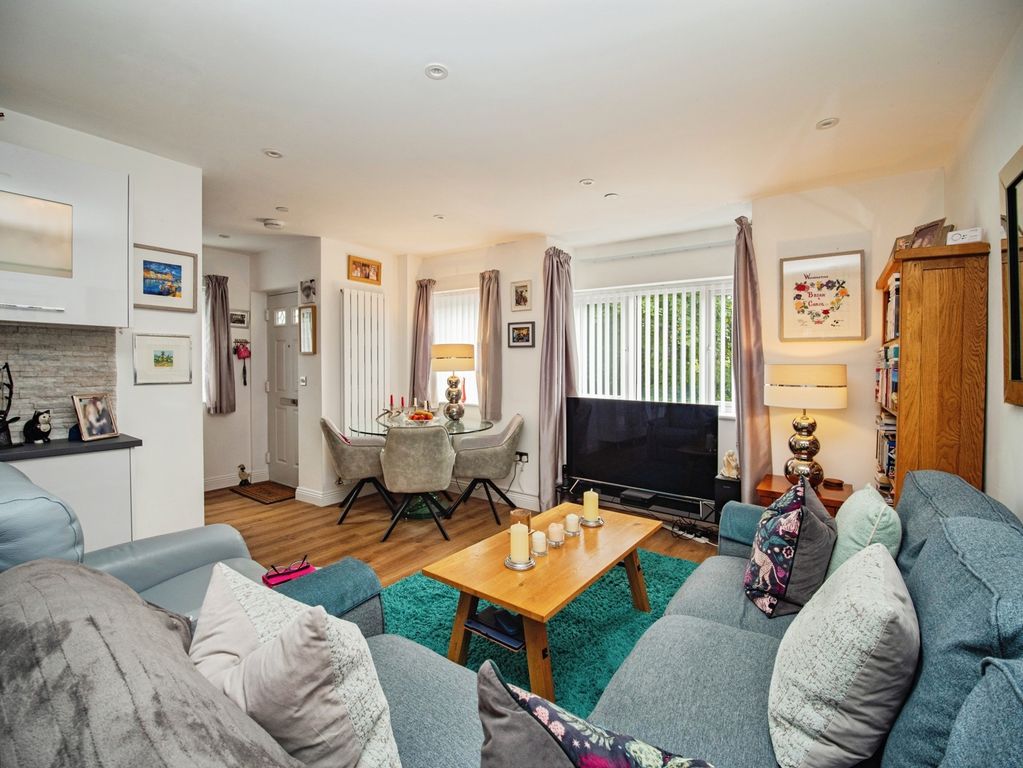 Property photo 2 of 19 Pbox-Img.Jpg