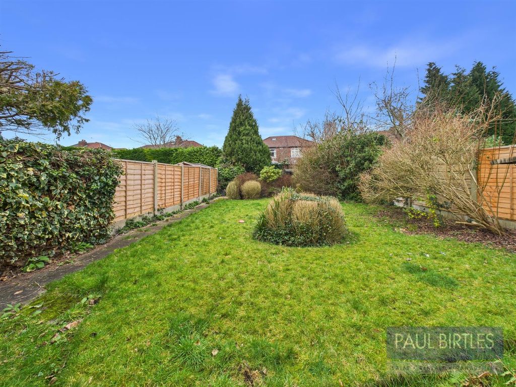 Property photo 2 of 22 Cam01301G0-Pr0717-Still022.Jpg