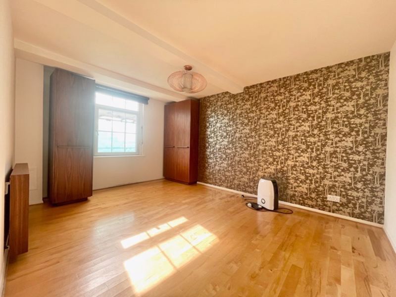 Property photo 3 of 6 Photo 3