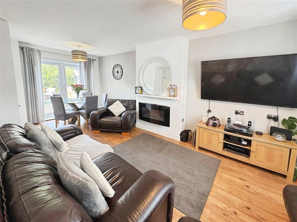 Property photo 2 of 15 Picture No. 02