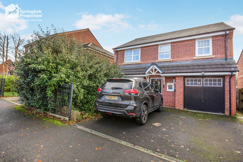 Property photo 1 of 13 Front View