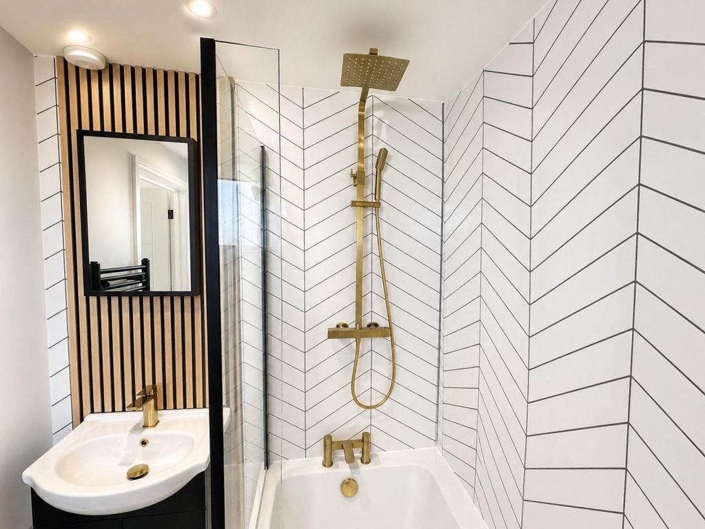 Property photo 3 of 8 2d5A6378-94Df-4B47-8507-22Ae4215F803.Jpg