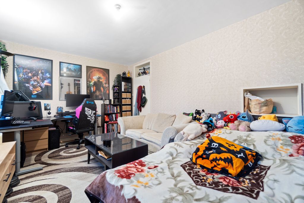 Property photo 3 of 13 Dsc05232