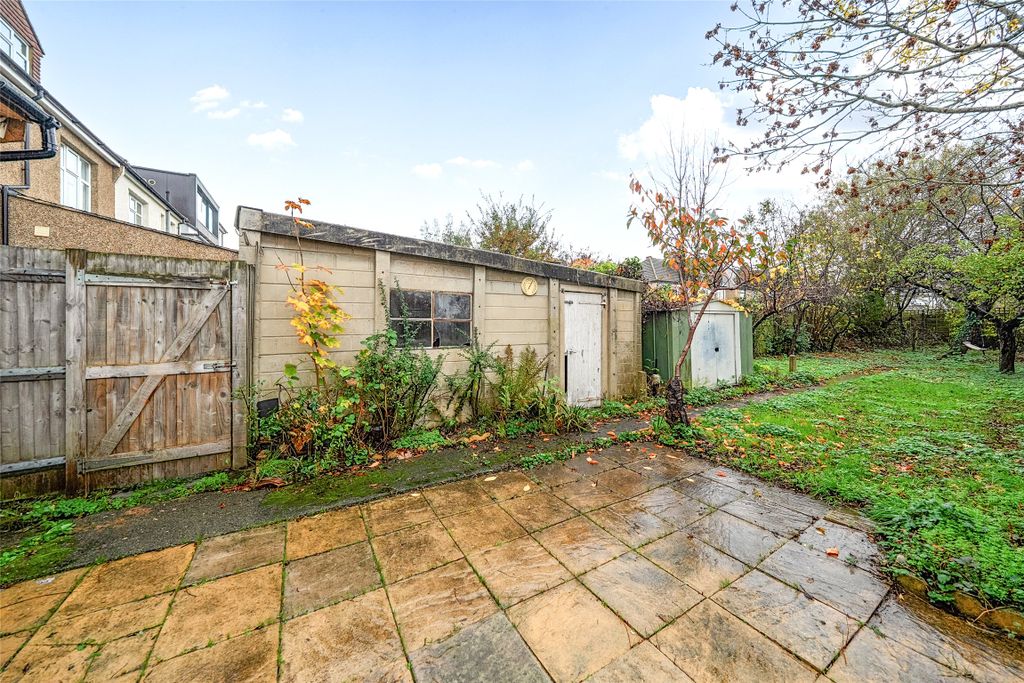 Property photo 3 of 21 Picture No. 05