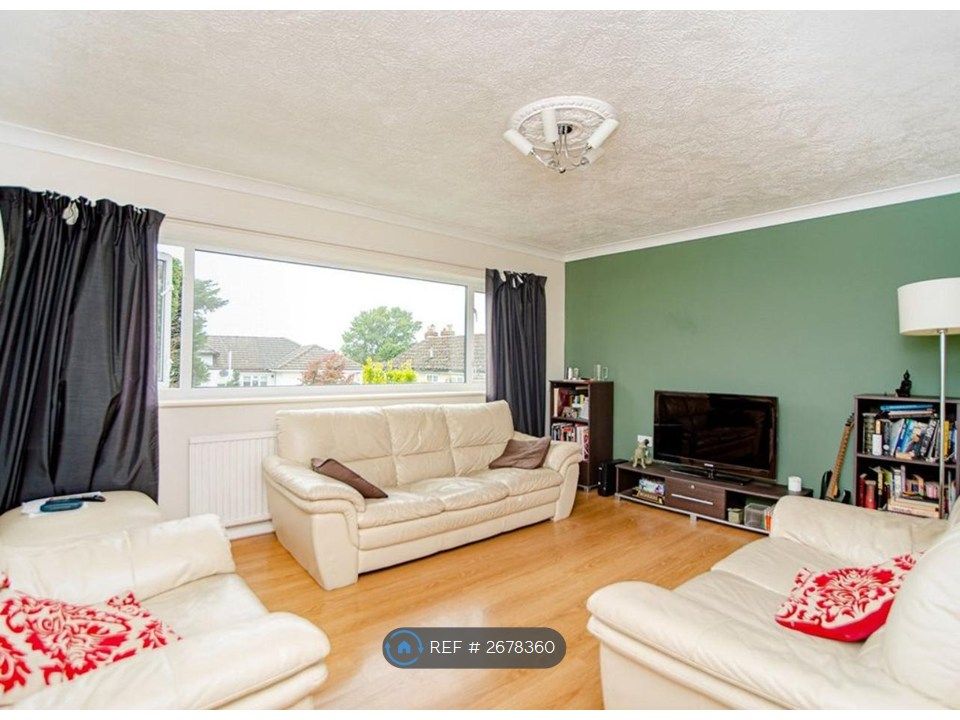 Property photo 2 of 12 Living Room