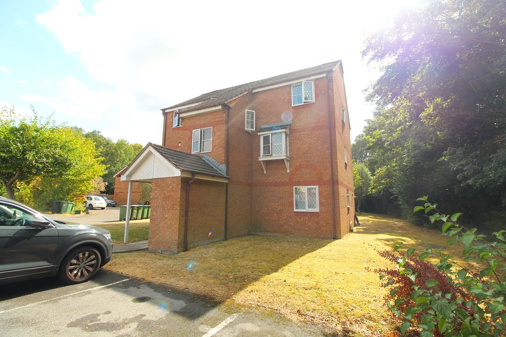 Property photo 1 of 5 Apartment Block