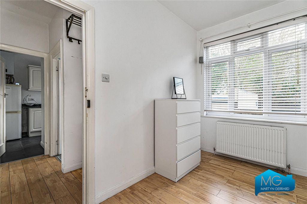 Property photo 3 of 15 Picture No. 10