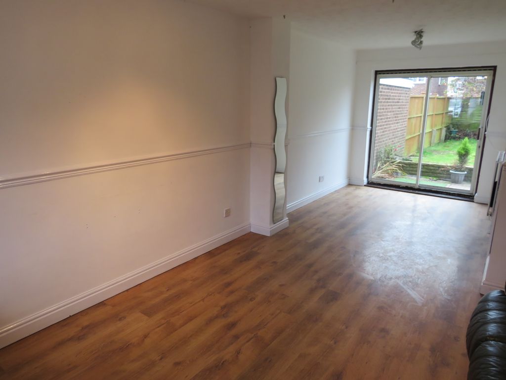 Property photo 3 of 9 Living Room