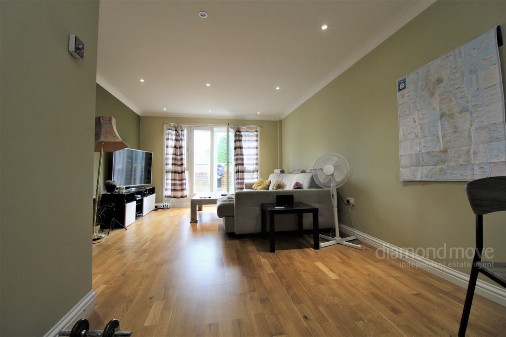 Property photo 2 of 13 Photo 2
