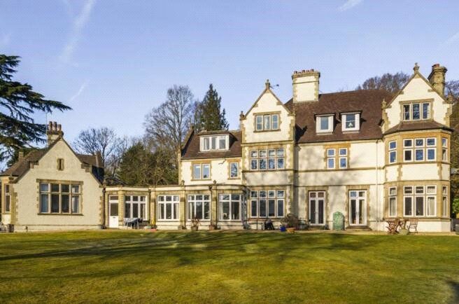 Property photo 1 of 11 Picture No. 01