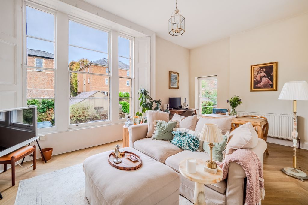 Property photo 2 of 16 Photo 9