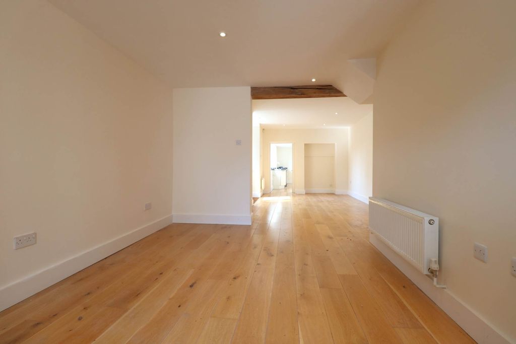 Additional image 5 of 3 bed town house for saleKingsbury Street, Marlborough SN8