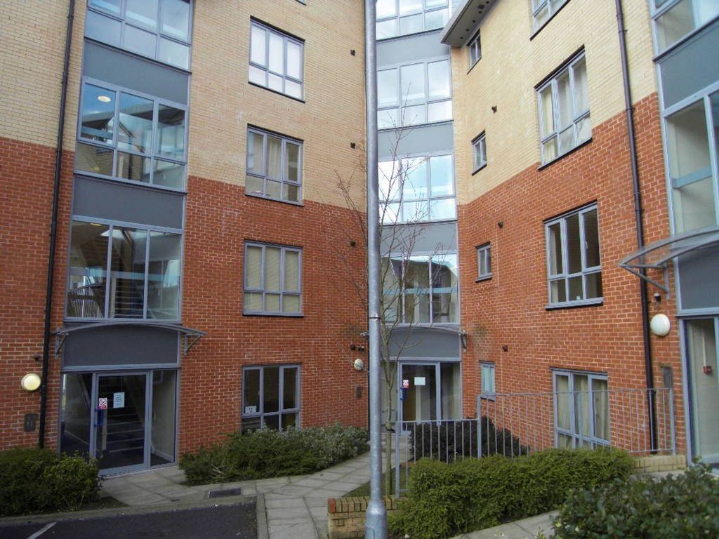 Property photo 2 of 11