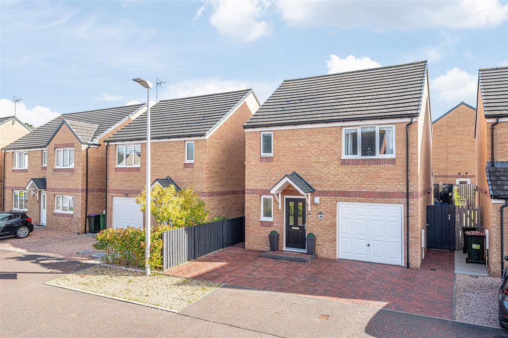 Property photo 1 of 21 Untitled (2 Of 1).Jpg