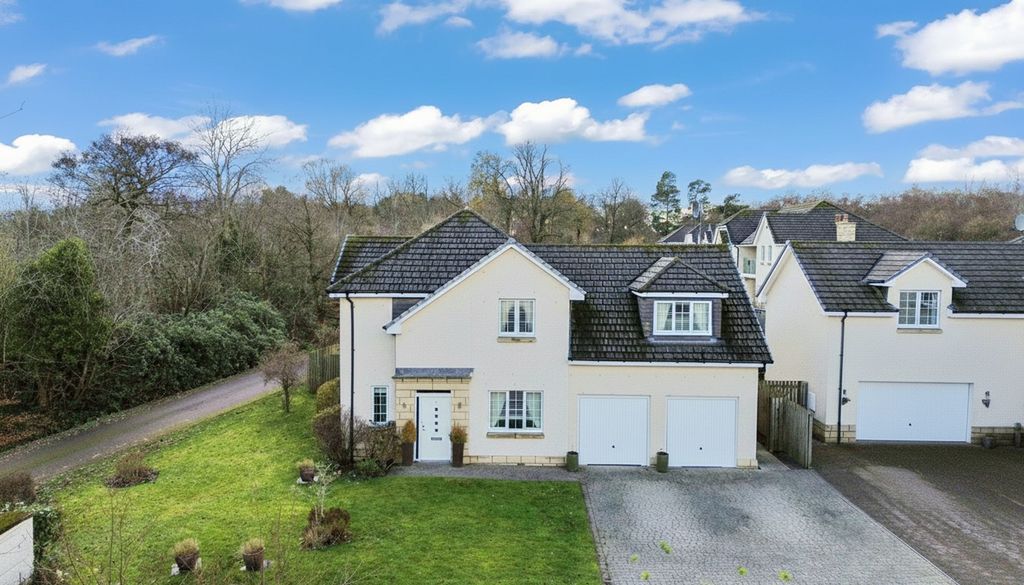 Property photo 1 of 41 Front View