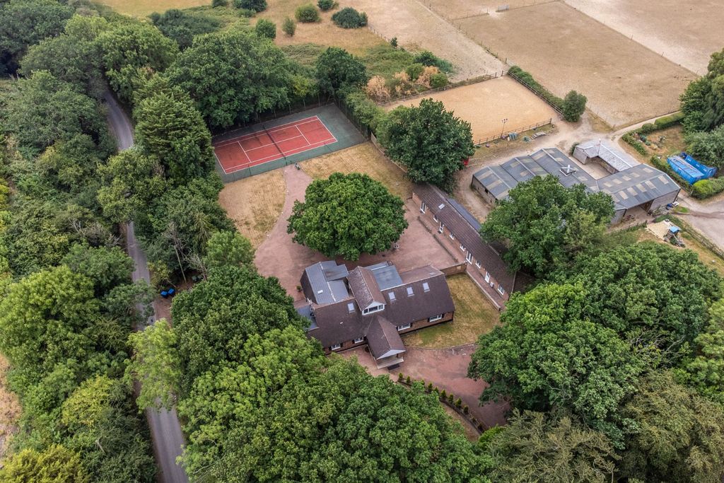 Property photo 2 of 22 Aerial
