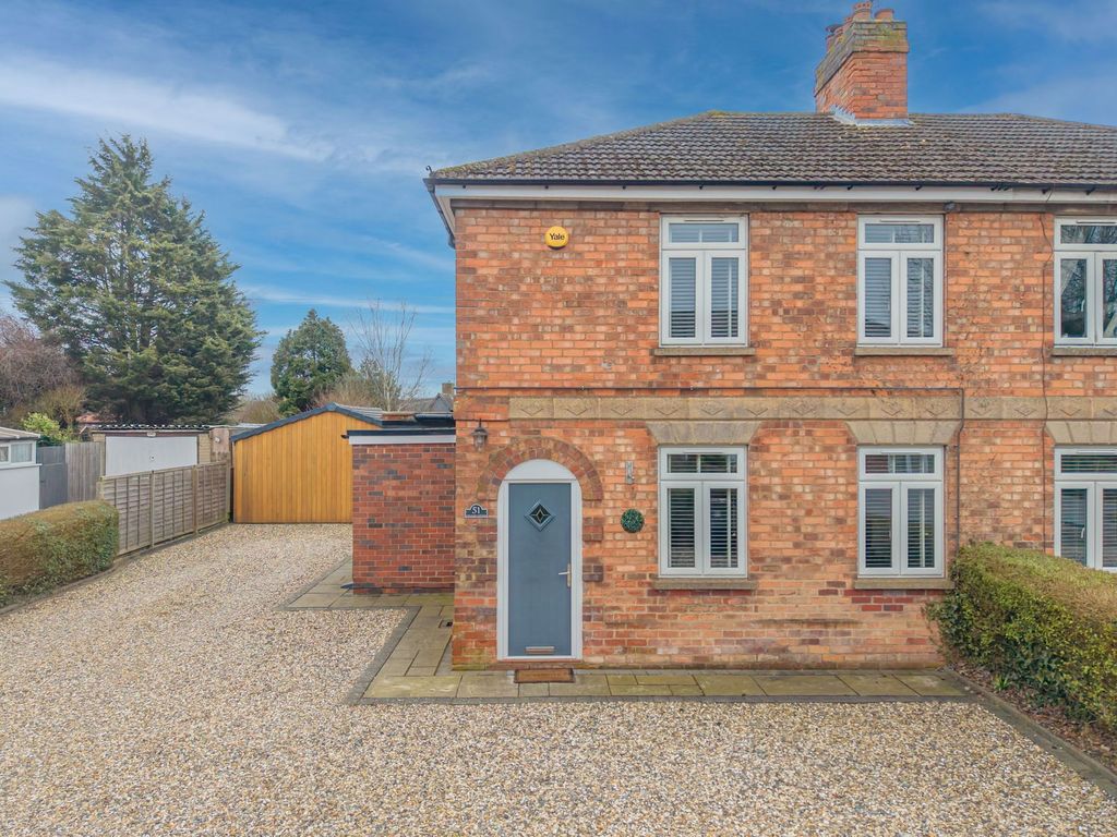 Property photo 2 of 34