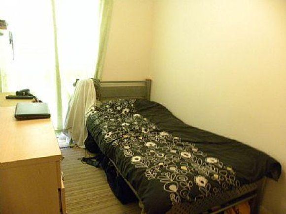 Property photo 3 of 6 i889Z4896383453 52Ug.Jpg