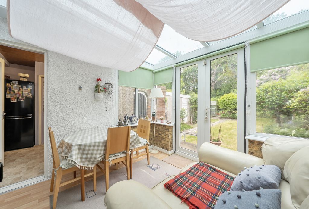 Property photo 3 of 22 1449717-8-69F0Ff5...